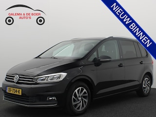 Volkswagen Touran 1.4 TSI Highline Business R 7p AUTOMAAT / FULL LED / TREKHAAK / CARPLAY / STOELVERW / NAVI / CLIMA / PDC / BLUETOOTH / ACC