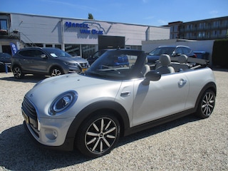 Mini Cooper Cabrio 1.5 Chili Automaat