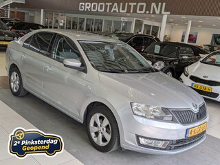 Skoda Rapid 1.2 TSI Greentech Elegance Businessline NAP 29.752km, Airco, Cruise Control, Trekhaak, Stuurbekrachtiging