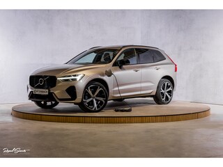 Volvo XC60 2.0 T6 Plug-in hybrid AWD Plus Dark Long Range | Zwenkbare trekhaak | Panorama dak | Adaptieve cruise | Memory | Blis |