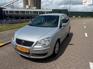 Volkswagen Polo 1.2-12V Sportline