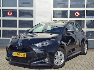 Toyota Yaris 1.5 Hybrid 115 Active | Navigatie/Android/Apple Carplay | LM Velgen 15" | Cruise Control Adaptief | Achteruitrijcamera | DAB |