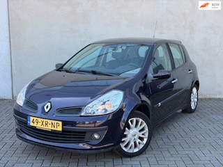 Renault Clio 1.6-16V Sport Trekhaak Clima Cruise 16'' Leder/stof