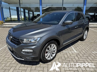Volkswagen T-Roc 1.5 TSI Sport | App-connect | Led | ACC | el. A-klep | 17"LMV | Stoelverw.
