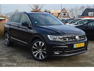 Volkswagen Tiguan 1.5 TSI AUTOM. Highline Business R | Pano-dak | Trekhaak