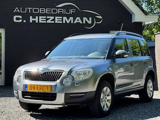 Skoda Yeti 1.2 TSI Active Plus Automaat DealerOH Trekhaak Dakrails Airco