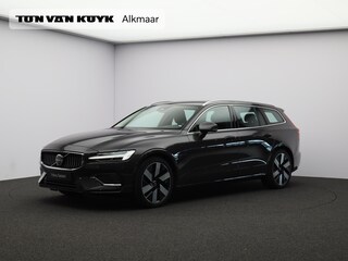 Volvo V60 T6 350PK Recharge AWD Core Bright /  Adaptive Cruise / BLIS / Verwarmbare Voorstoelen + Stuurwiel / 19" Wielen / Keyless /