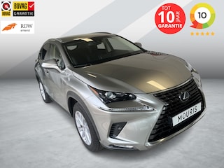 Lexus NX 300h AWD Business Line