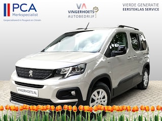 Peugeot Rifter 110 Pk Benzine * GT-Line * Super Netjes * Navigatie * Panoramadak * Trekhaak * Stoelverwarming * Keyless Entry & Start * Climate & Cruise Control * L.M. Velgen * Vingerhoets; Vierde Generatie Eersteklas Service. Al meer dan 100 jaar een begrip in de Brabantse Kempen.
