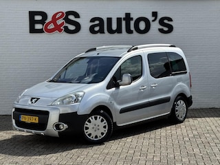 Peugeot Partner 1.6 XT Rolstoelauto+lift Airco Schuifdeur links / rechts 5 persoons Dakrails