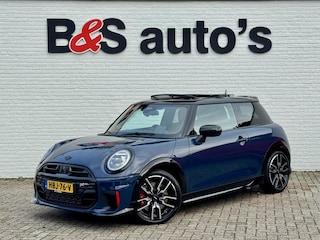 Mini John Cooper Works 2.0 JCW XL Adaptive cruise Climate Cruise Pano 360 camera Navi Apple / Android Stoel-/stuurverwarming