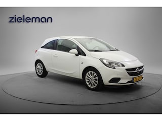 Opel Corsa 1.0 Turbo 120 Jaar Edition - Carplay, Camera, Cruise, PDC, Stoelverw.