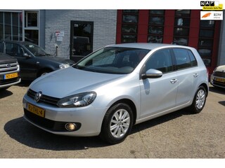 Volkswagen Golf 1.2 TSI Comfortline BlueMotion , AUTOMAAT , Cr Contr , PDC . Navi