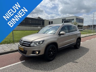 Volkswagen Tiguan 1.4 TSI Sport&Style Leer/LED/Trekhaak/Xenon