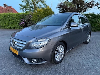 Mercedes-Benz B-klasse 180 Ambition Autom/Navi/Stoelverw/Cruise