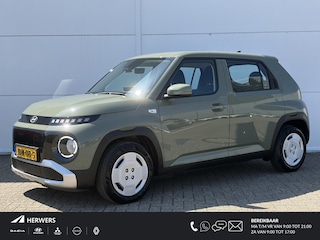 Hyundai Inster E-Motion 49 kWh / lage kilometers / Airco (automatisch) / Navigatiesysteem / Apple Carplay/Android Auto /