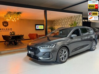 Ford Focus Wagon 1.0 EcoBoost Hybrid ST-Line | 2023 | Automaat | StuurVW | StoelVW | CarPlay | Navi | LED | PDC | Rijklaar