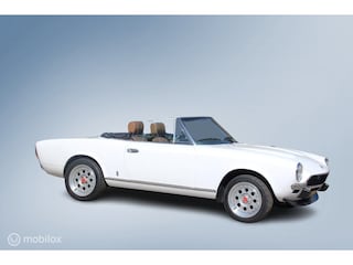 Fiat 124 Spider 2000, Volumex velgen, Abarthlook , dubbele carburateur