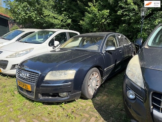 Audi A8 3.7 quattro Pro Line Loop of Sloop