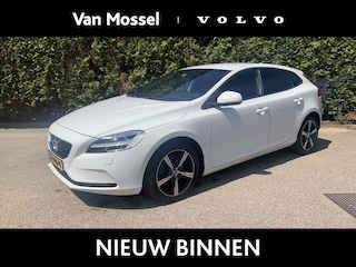 Volvo V40 T2 R-Design Apple Car Play