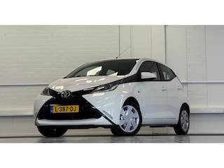 Toyota Aygo 1.0 VVT-i x-play Automaat Camera Navi Nieuwe APK Mooi!