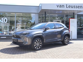 Toyota Yaris Cross 1.5 HYBRID DYNAMIC STOEL-STUUR & RUITENWISSER VERW. KEYLESS DRAADLOZE TEL. LADER