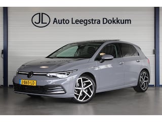 Volkswagen Golf 1.5 eTSI Style Trekhaak | Pano | IQ Light | Keyless | Stoel/Stuurverw. | Carplay | LED Matrix | Privacy glass | 18" LMV | PDC V+A