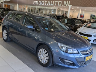 Opel Astra Sports Tourer 1.4 Berlin Airco, Cruise Control, Trekhaak, Stuurbekrachtiging