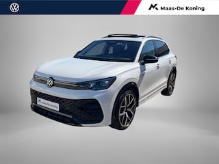 Volkswagen Tiguan 1.5eHybrid 150kW/204PK R-Line Black Style · Leder · Harman Kardon · Panoramadak · Trekhaak · 360°Camera + Parkeersensoren · Garantie t/m 11-05-2030 of 100000km.