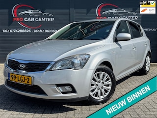 Kia Ceed Cee'd 1.4 CVVT Seven Business CLIMATE | CRUISE | 1e EIGENAAR | EL.RAMEN | NAP | APK