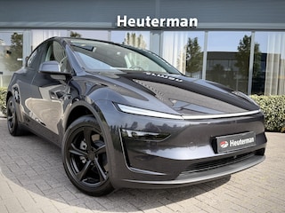 Tesla Model Y Premium Long Range RWD 75 kWh Pano/ Full Options