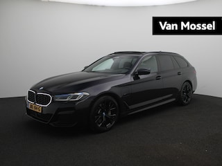 BMW 5-serie Touring 530e Business Edition Plus | Digital Key | Laser Light | Panoramadak | Stoelventilatie | Adaptieve Cruise Control | Leder | Stoelverwarming |
