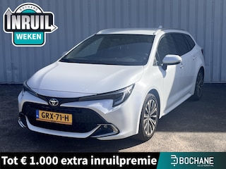 Toyota Corolla Touring Sports 1.8 Hybrid First Edition | Trekhaak afneembaar | Navigatie | Climate Control | Cruise Control | Achteruitrijcamera | Apple Carplay/Android Auto
