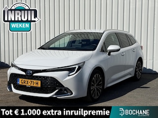 Toyota Corolla Touring Sports 1.8 Hybrid First Edition | Trekhaak afneembaar | Navigatie | Climate Control | Cruise Control | Achteruitrijcamera | Apple Carplay/Android Auto
