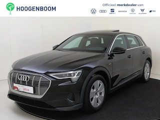 Audi e-Tron 55 quattro Advanced edition 95 kWh | SoH 100% | Panoramadak | Trekhaak | Head-up display | Luchtvering | Dodehoek detectie |  Parkeerassistent | Achteruitrijcamera | Navigatie Plus |