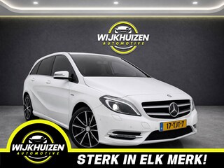 Mercedes-Benz B-klasse 180 Ambition met Led !!! 18 Inch !!! Nieuwe Distributieketting !!!