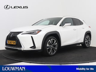Lexus UX 250h AWD Executive Line | Dealeronderhouden | Head-Up Display | Dodehoekdetectie | 360 Surround view | Stoelverwarming | Stoelventilatie | Elektrische achterklep |  Navigatie |