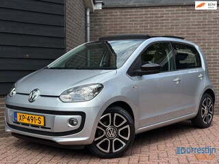 Volkswagen Up 1.0 high up! | CUP | Panorama | Stoelverwarming | Navi | Airco