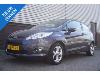 Ford Fiesta 1.25 Titanium/Cruise/Airco/Lm velgen/nette staat!