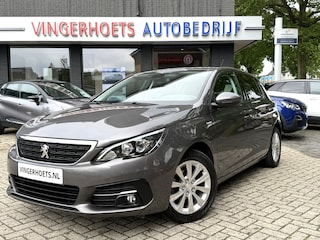 Peugeot 308 Style 110 Pk Benzine 5-Deurs * KJK-71-X * Hele Mooie ! * Navigatie * Climate & Cruise Control * Achteruitrij Parkeer Camera * DAB Radio * L.M. Velgen * Vingerhoets; Vierde Generatie Eersteklas Service. Al meer dan 100 jaar een begrip in de Brabantse Kempen.