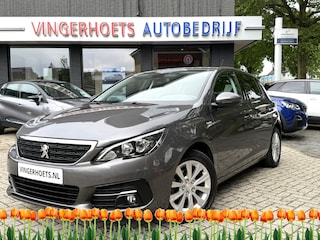 Peugeot 308 Style 110 Pk Benzine 5-Deurs * KJK-71-X * Hele Mooie ! * Navigatie * Climate & Cruise Control * Achteruitrij Parkeer Camera * DAB Radio * L.M. Velgen * Vingerhoets; Vierde Generatie Eersteklas Service. Al meer dan 100 jaar een begrip in de Brabantse Kempen.