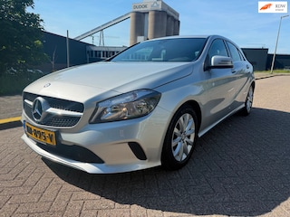 Mercedes-Benz A-klasse 180 Business Solution