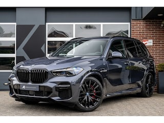 BMW X5 xDrive45e M-Sport | Panorama | Comfort Seats | Stoelventilatie | Leder Dash. | Alcantara Hemel | Head-Up | Driving Ass. Prof. | 22' Inch |