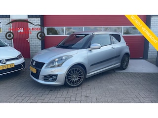 Suzuki Swift 1.6 Sport 136PK / XENON / STOELVERW / KEYLESS / CLIMA / PDC / CRUISE / BLUETOOTH / NL-AUTO