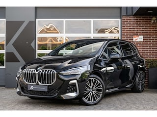 BMW 2-serie Tourer 220 220i M-Sport | Harman/Kardon | Head-Up | Memory | Driving Ass. Prof. | 19 Inch |