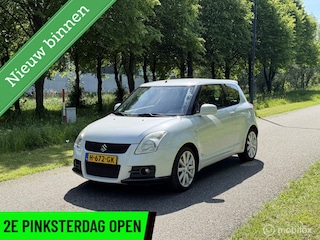 Suzuki Swift 1.6 Sport*KEYLESS*NW APK*STOELVERWARMING*SCHERM