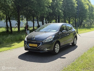 Peugeot 208 1.2 VTi Envy*DISTRIBUTIE VV*PARKEERSENSOR*CRUISE