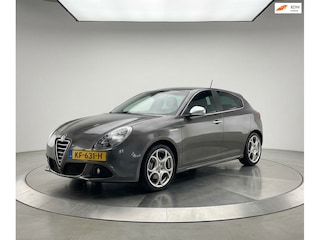 Alfa Romeo Giulietta 2.0 JTDm Distinctive|LEDER|