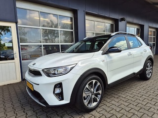 Kia Stonic 1.0 T-GDI DYNAMIC LINE, Camera, Carplay, Zwart dak, Navi, Cruise controle, ALL IN prijs!