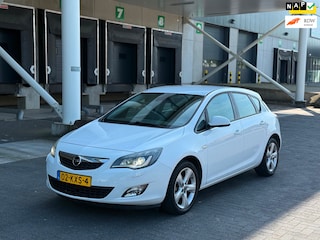 Opel Astra 1.4 Turbo Edition AIRCO/XENON/CRUISE! NETTE STAAT!
